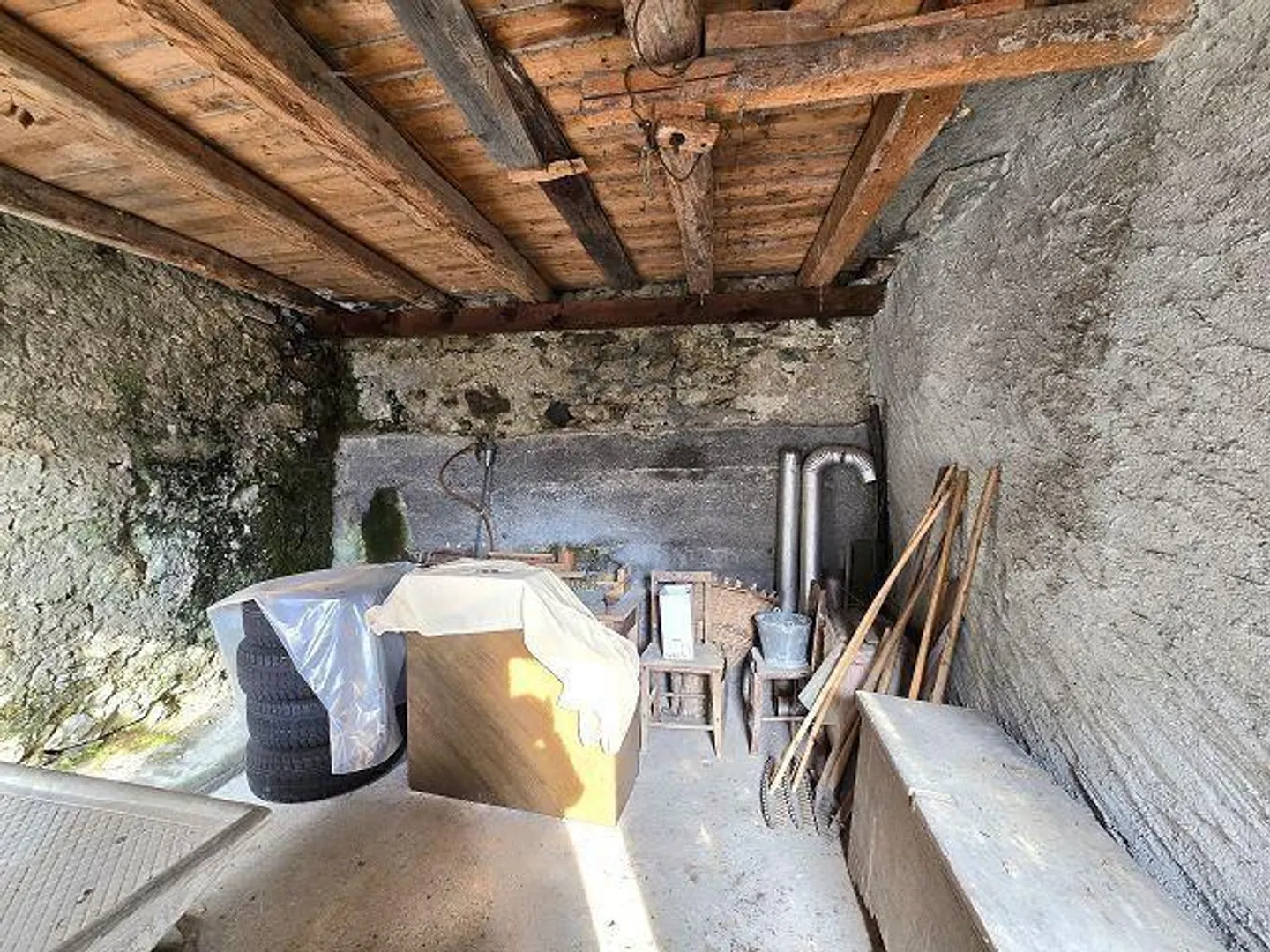 Grande maison tessinoise de 9 pièces avec terrain - Photo 22 sur 33