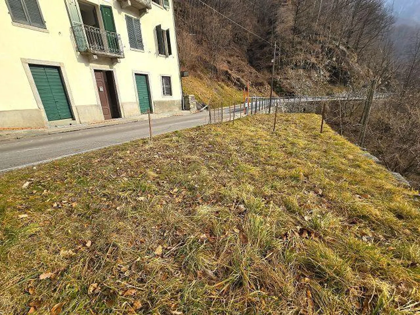 Grande maison tessinoise de 9 pièces avec terrain - Photo 23 sur 33