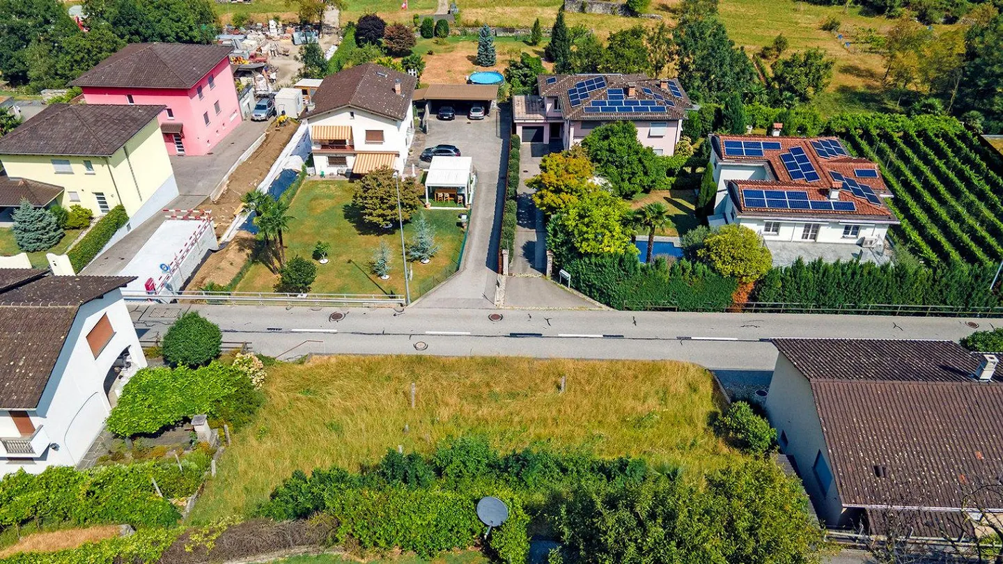 Centovalli, Baugrundstück in Wohngegend. - Foto 4 von 10