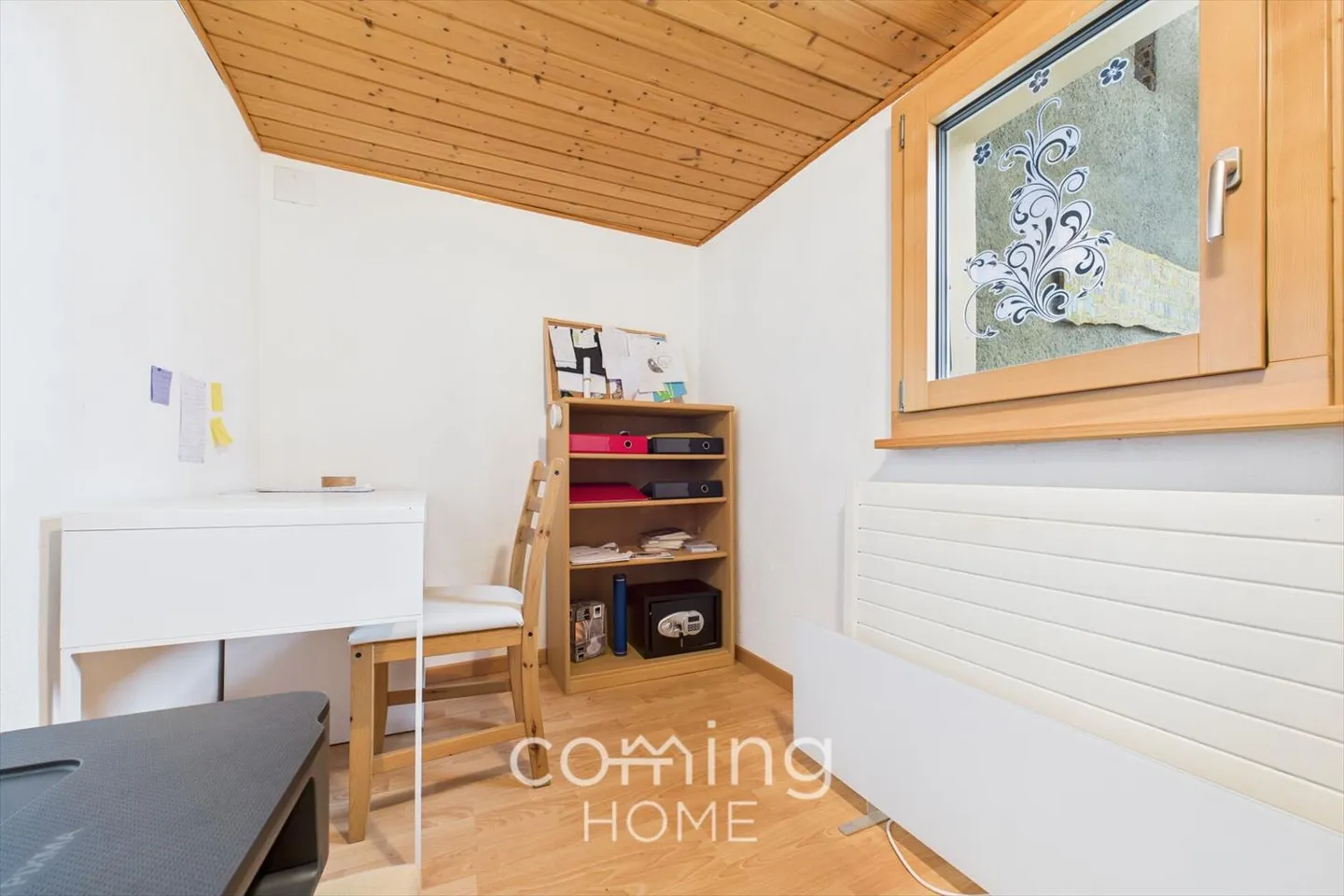 Appartamento da sogno di 4.5 stanze a Varen - soleggiato, tranquillo, con una vista fantastica - Foto 9 di 10