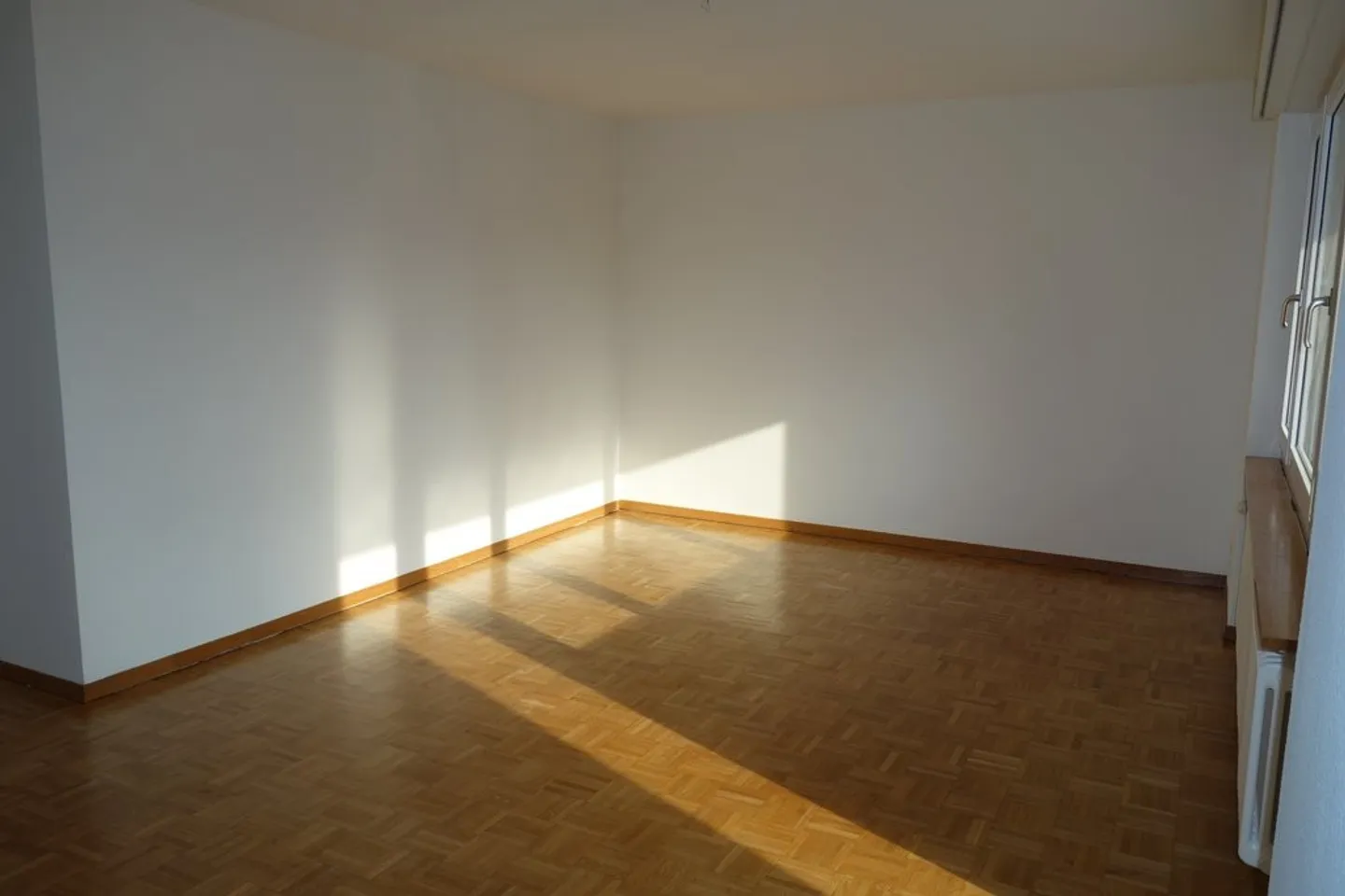 Appartement 3.5 pièces près de la gare - 8640 Rapperswil-Jona - Photo 5 sur 6