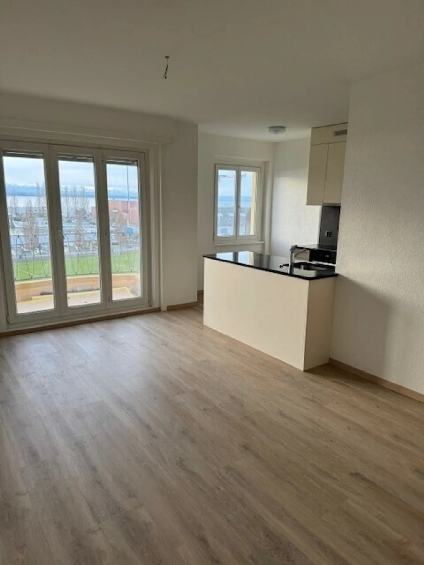 Appartement 2.5 pièces - Photo 1 sur 8