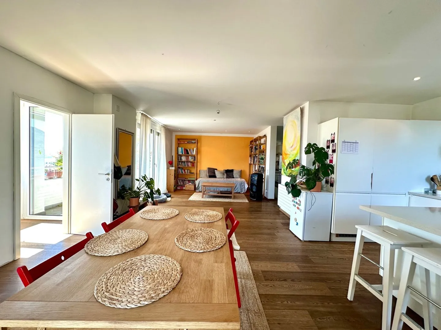 Exclusive 5.5-room duplex apartment with panoramic terrace in prime location - Photo 3 of 17