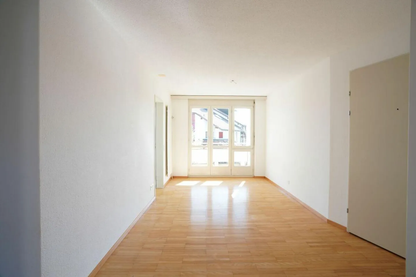 La tua nuova casa: Attraente appartamento di 4,5 stanze - Foto 2 di 13