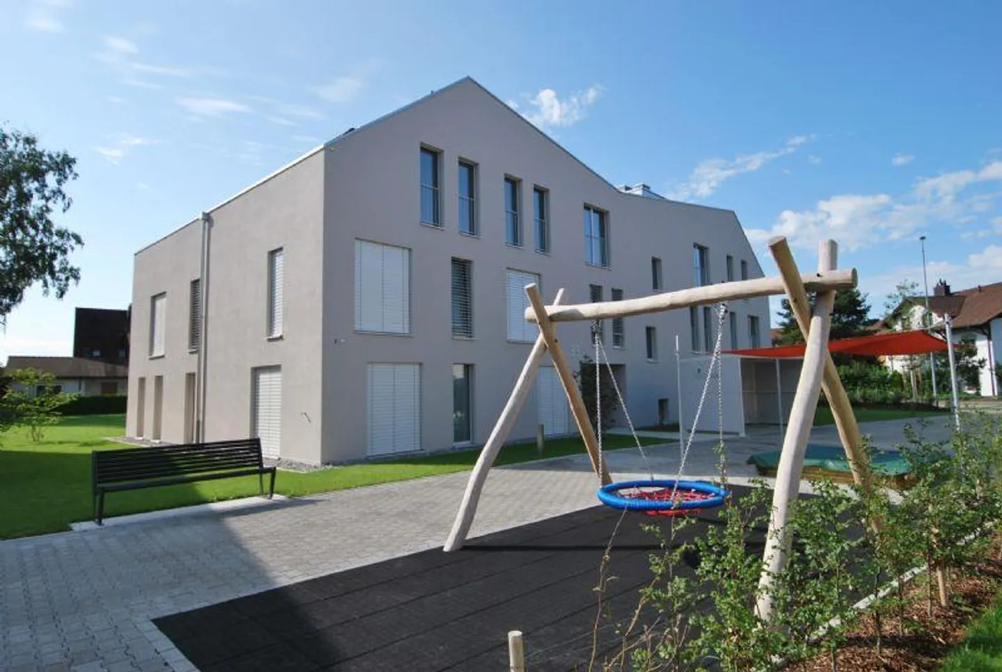 APPARTEMENT MODERNE - STANDARD DE CONSTRUCTION HAUT DE GAMME GARANTI - Photo 2 sur 11