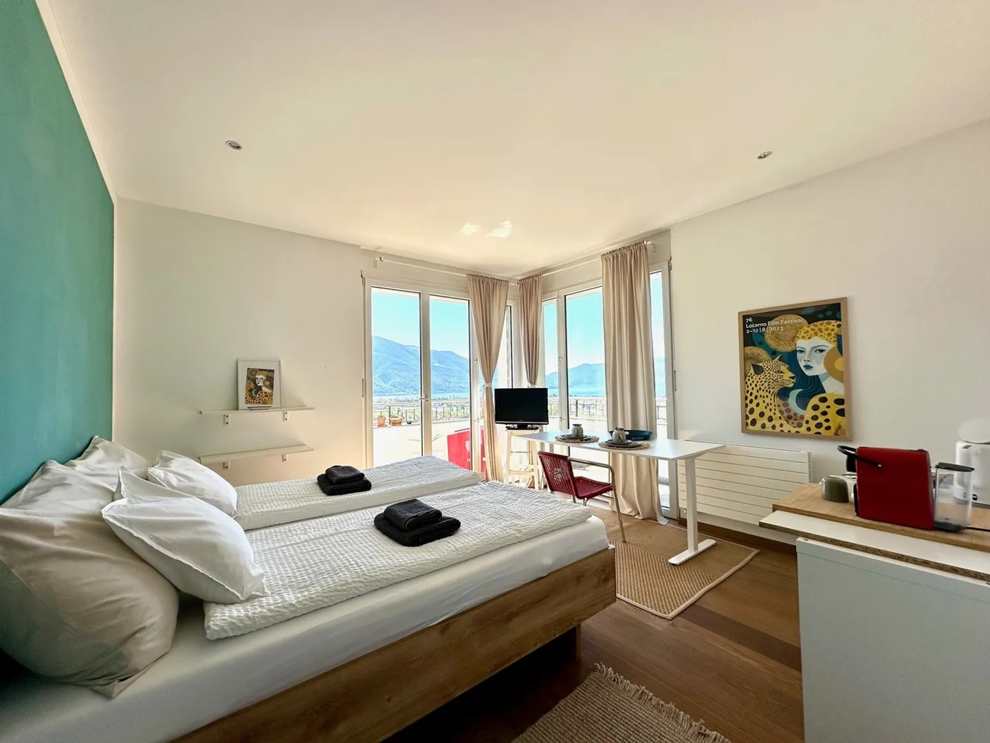 Exclusive 5.5-room duplex apartment with panoramic terrace in prime location - Photo 11 of 17