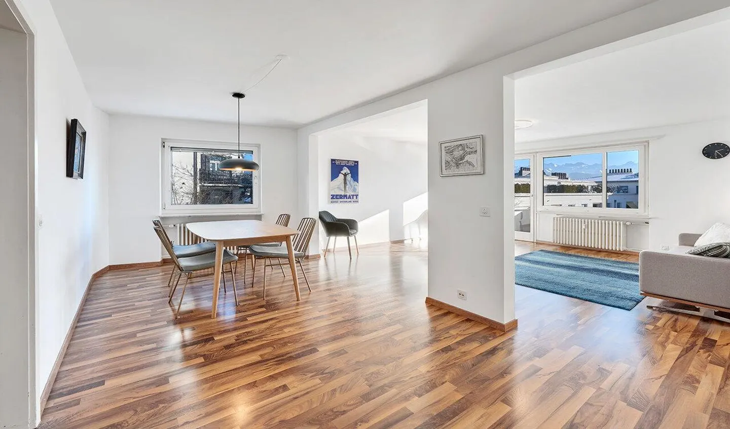 Vivere in una posizione urbana privilegiata - Foto 1 di 8