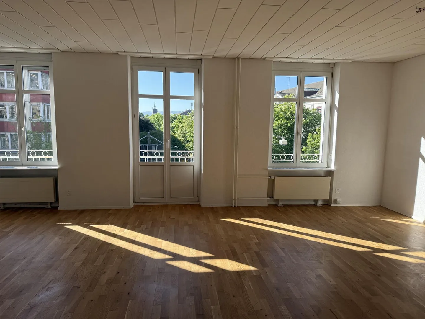 Appartement 3.5 pièces dans un emplacement central - Photo 3 sur 14