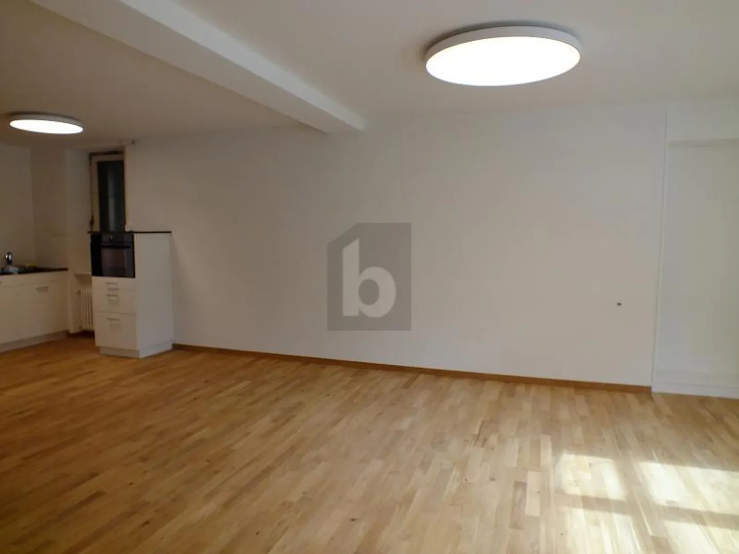 VIELSEITIG EINSETZBAR AN TOP LAGE - Foto 2 von 6