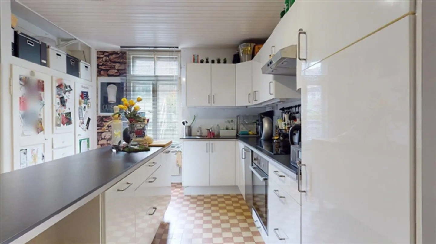 Ideale per famiglie molto numerose o per chi ha bisogno di molto spazio - Foto 11 di 19