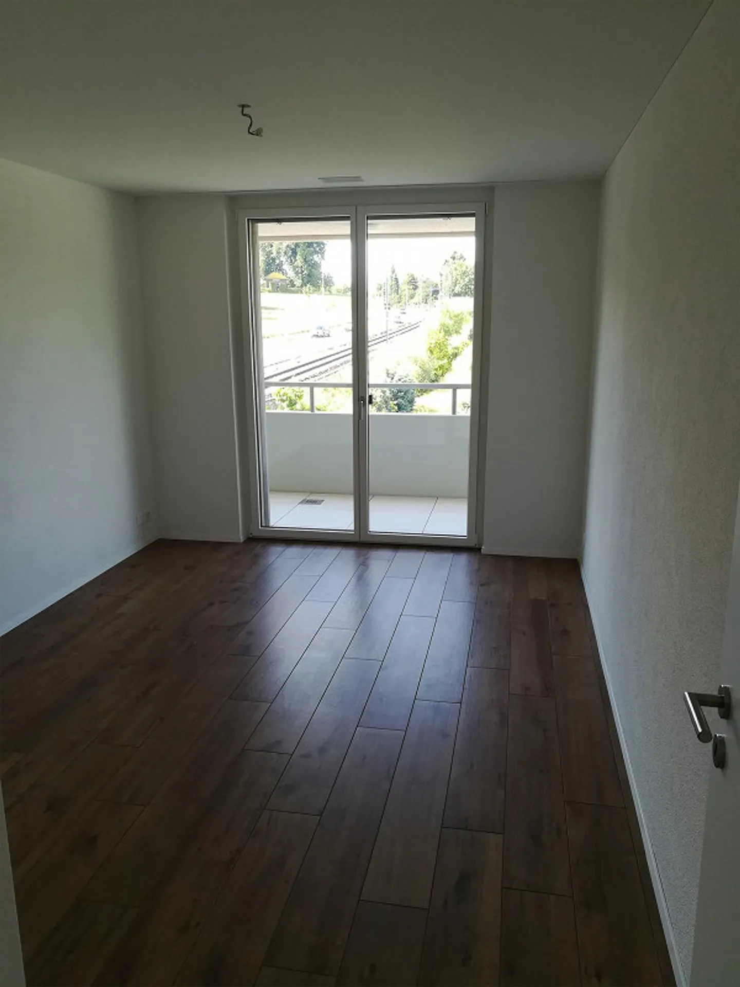 Appartamento luminoso di 4,5 stanze con vista lago in affitto - Foto 12 di 14