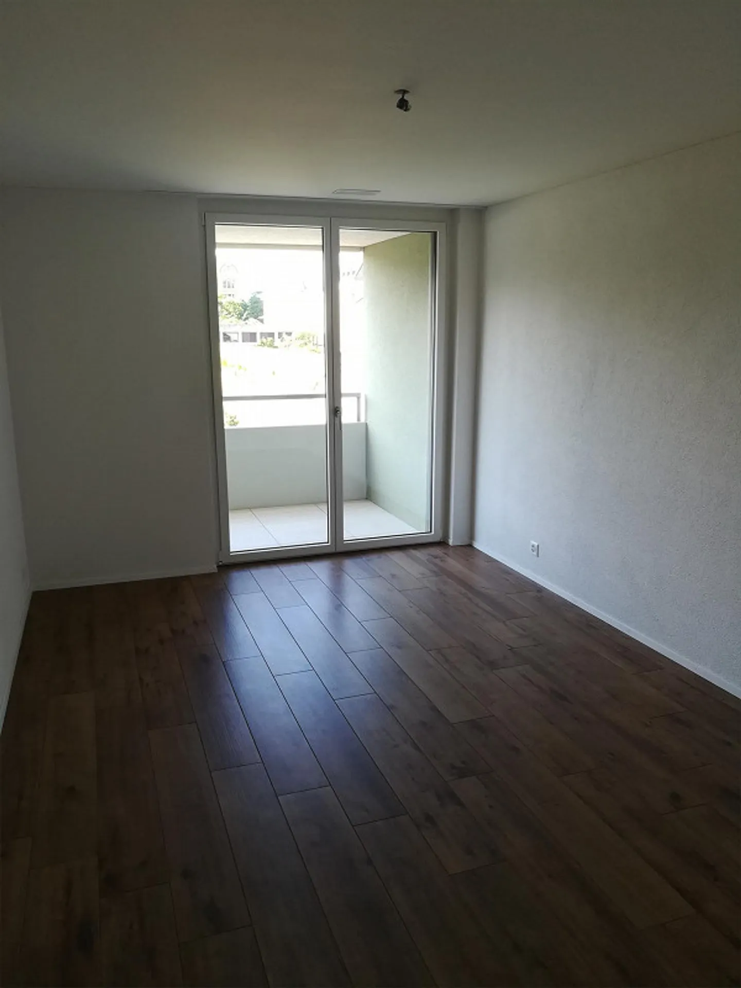 Appartamento luminoso di 4,5 stanze con vista lago in affitto - Foto 14 di 14