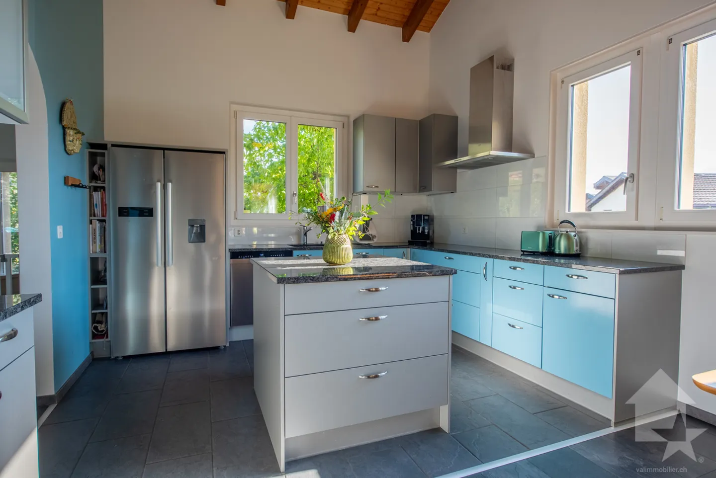 «Superbe villa de 5.5 pièces, calme, vue top et ensoleillement optimal» - Photo 5 sur 13