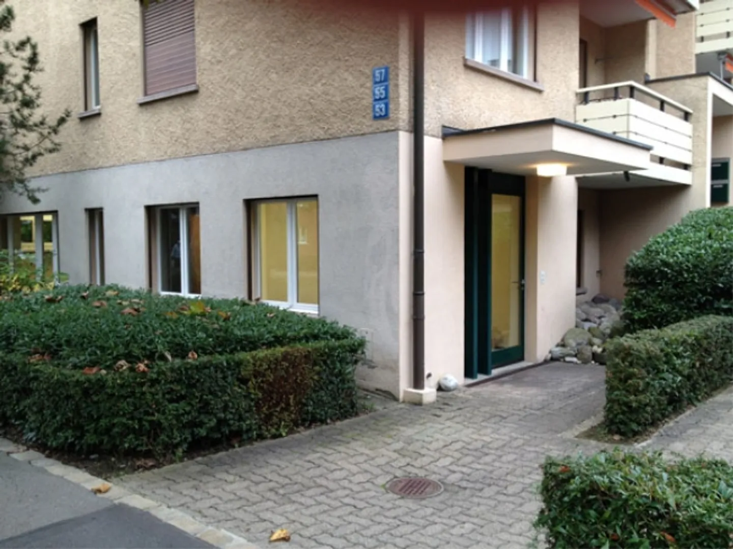 Place de parking extérieure à louer - Photo 4 sur 4