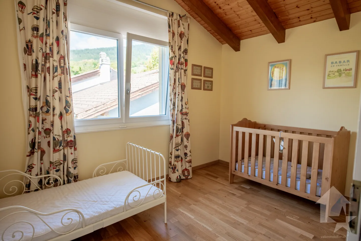 «Superbe villa de 5.5 pièces, calme, vue top et ensoleillement optimal» - Photo 9 sur 13