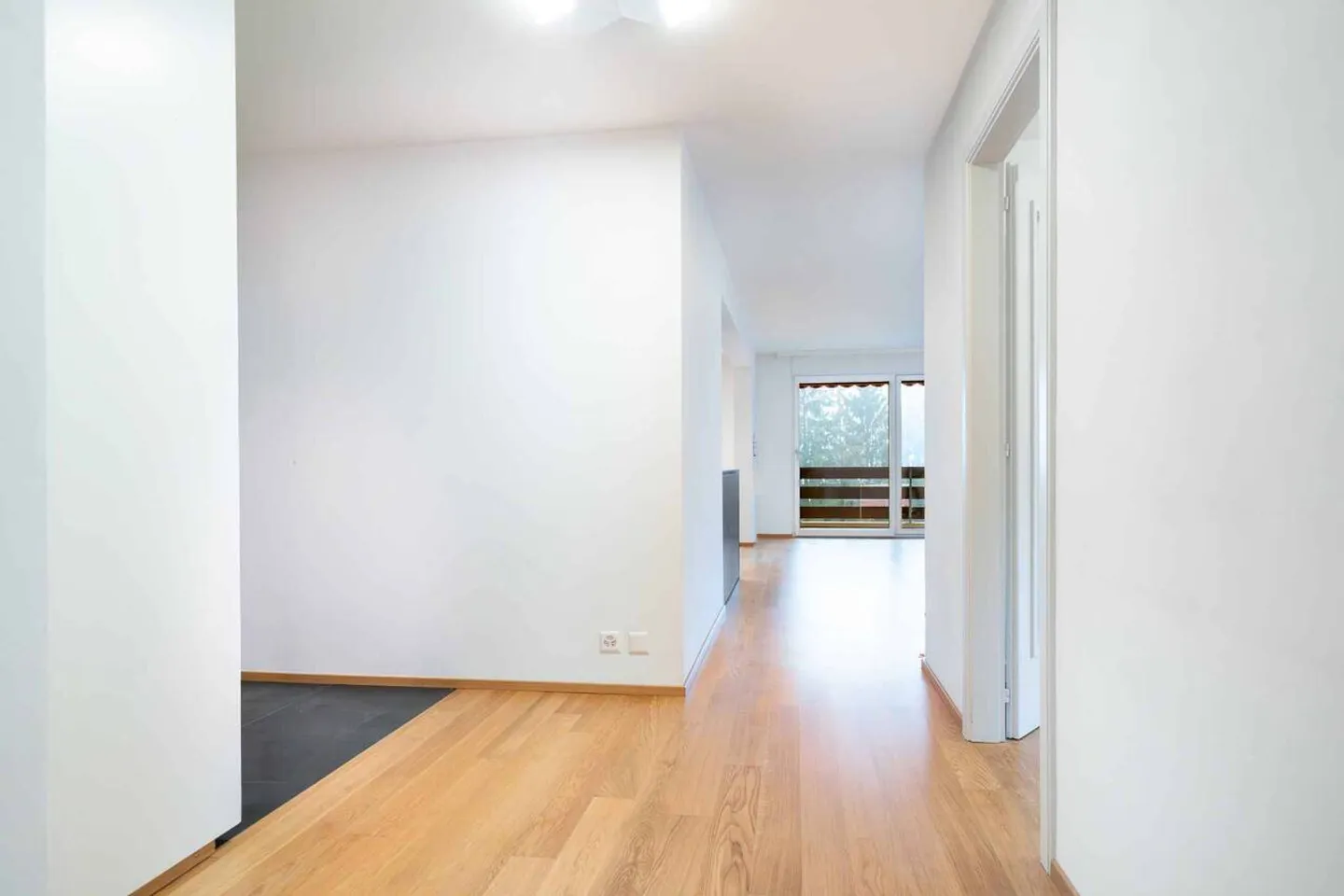 Superbo appartamento di 5,5 locali di 133 m2 magnificamente ristrutturato con grande balcone - Foto 6 di 13