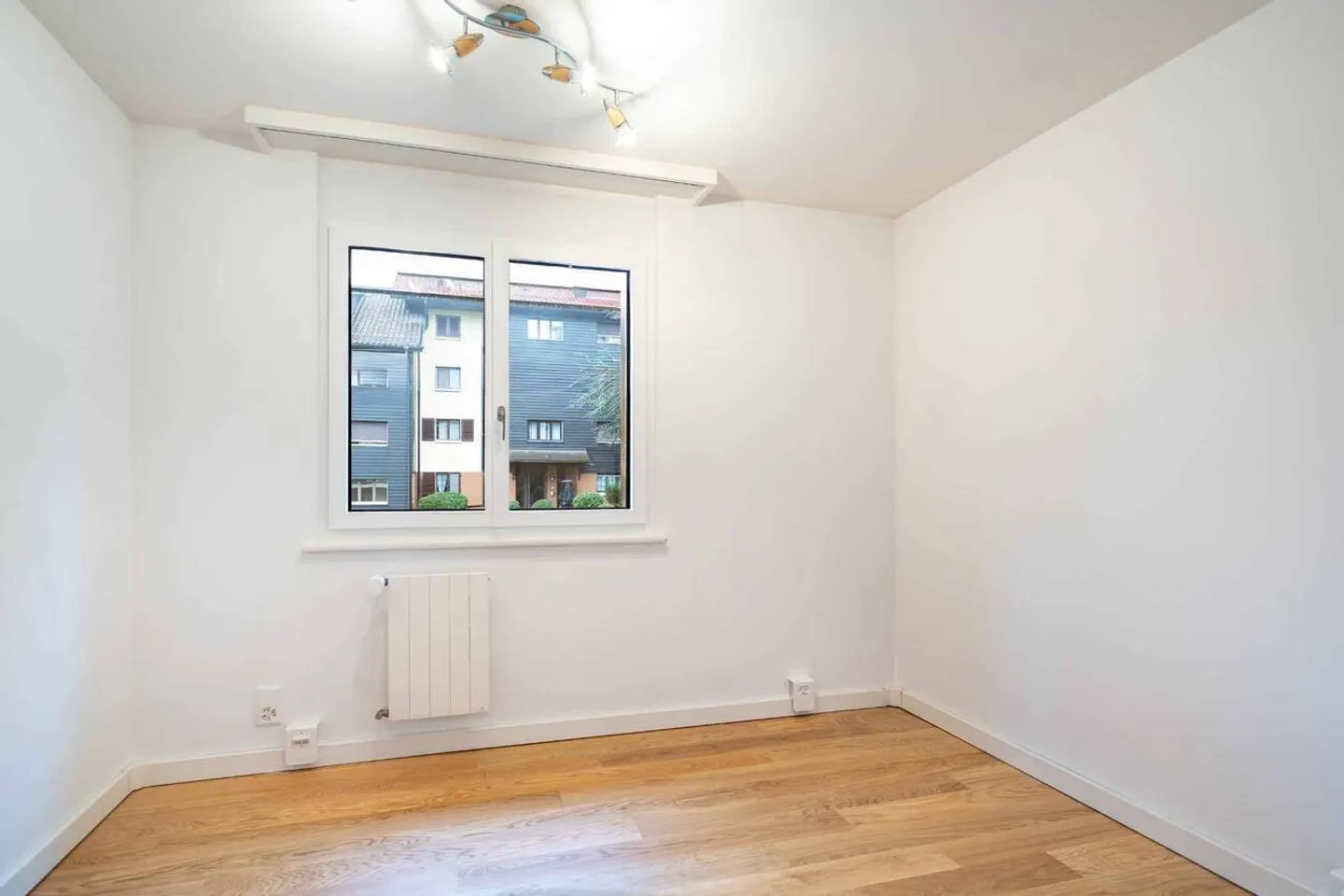 Superbo appartamento di 5,5 locali di 133 m2 magnificamente ristrutturato con grande balcone - Foto 13 di 13