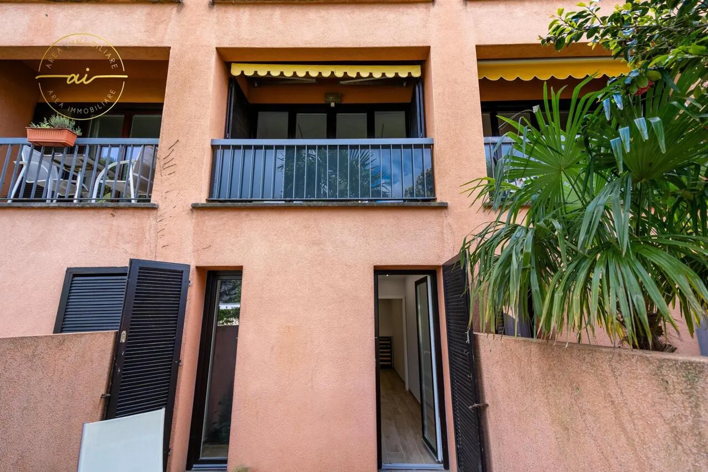 MODERN DUPLEX APARTMENT WITH 2.5 ROOMS AND TERRACES - Photo 5 of 13