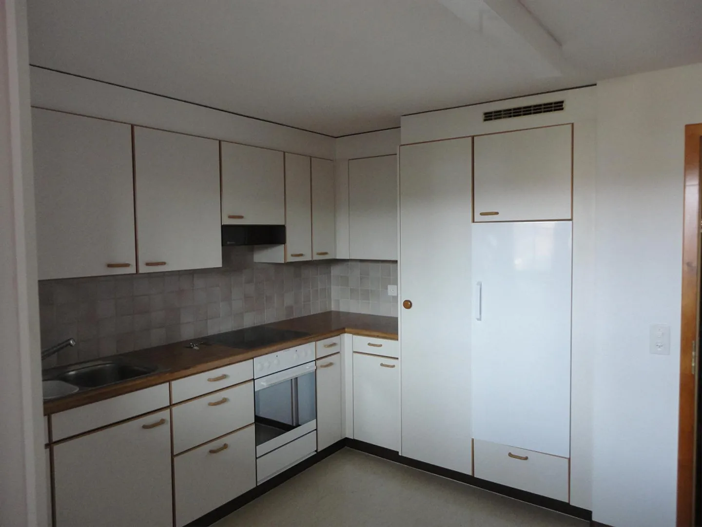 Appartement central et attrayant de 2,5 pièces - Photo 4 sur 10