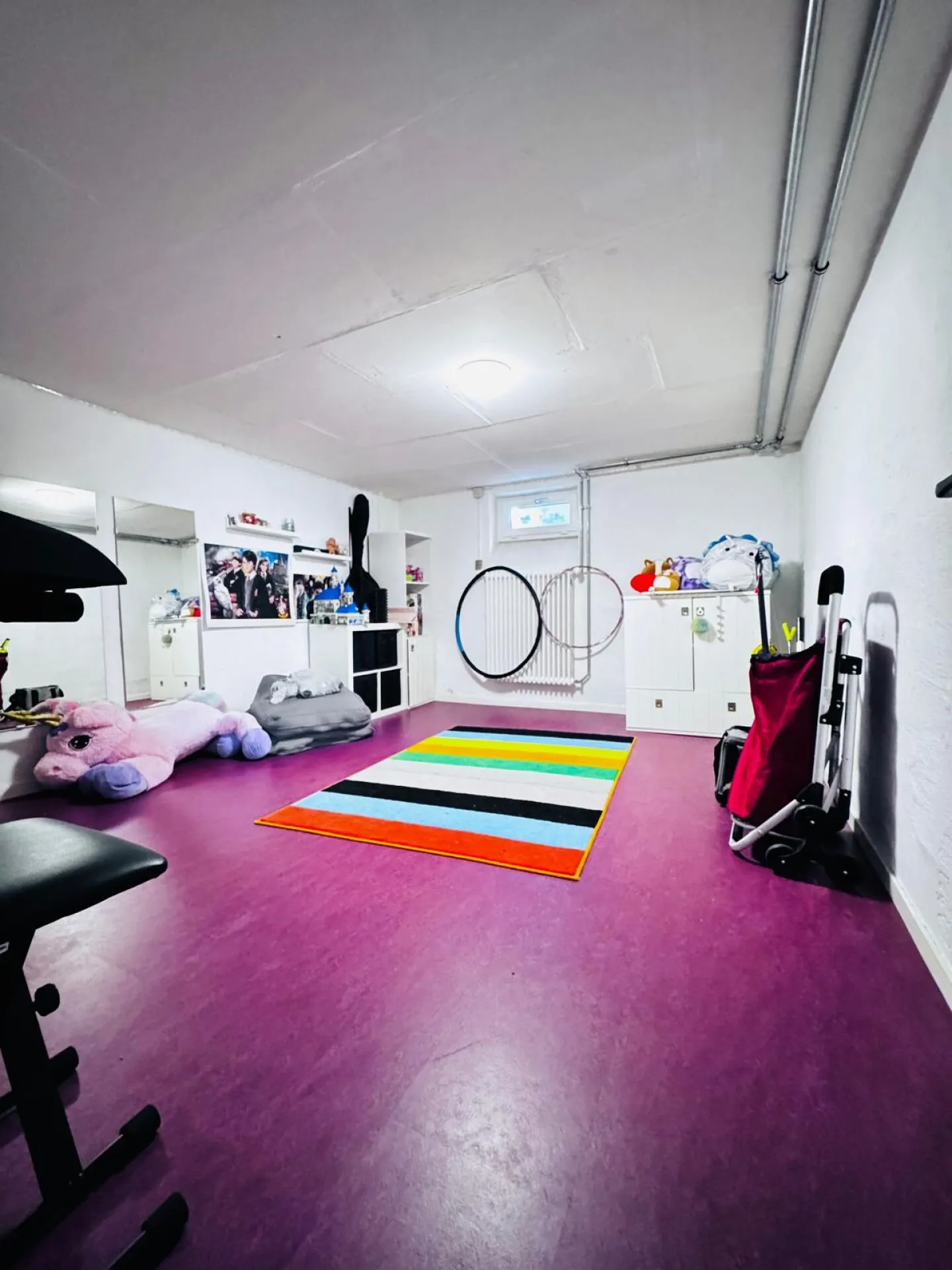 Maison de ville d'angle 3,5 pièces à Muttenz - modernisée, grand jardin dans un emplacement idéal - Photo 10 sur 18