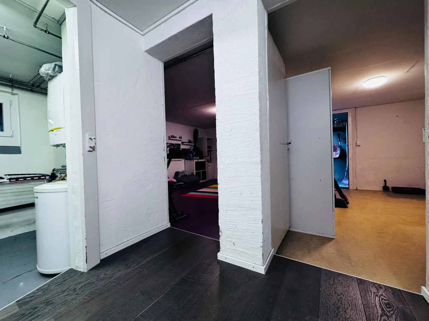 Maison de ville d'angle 3,5 pièces à Muttenz - modernisée, grand jardin dans un emplacement idéal - Photo 11 sur 18