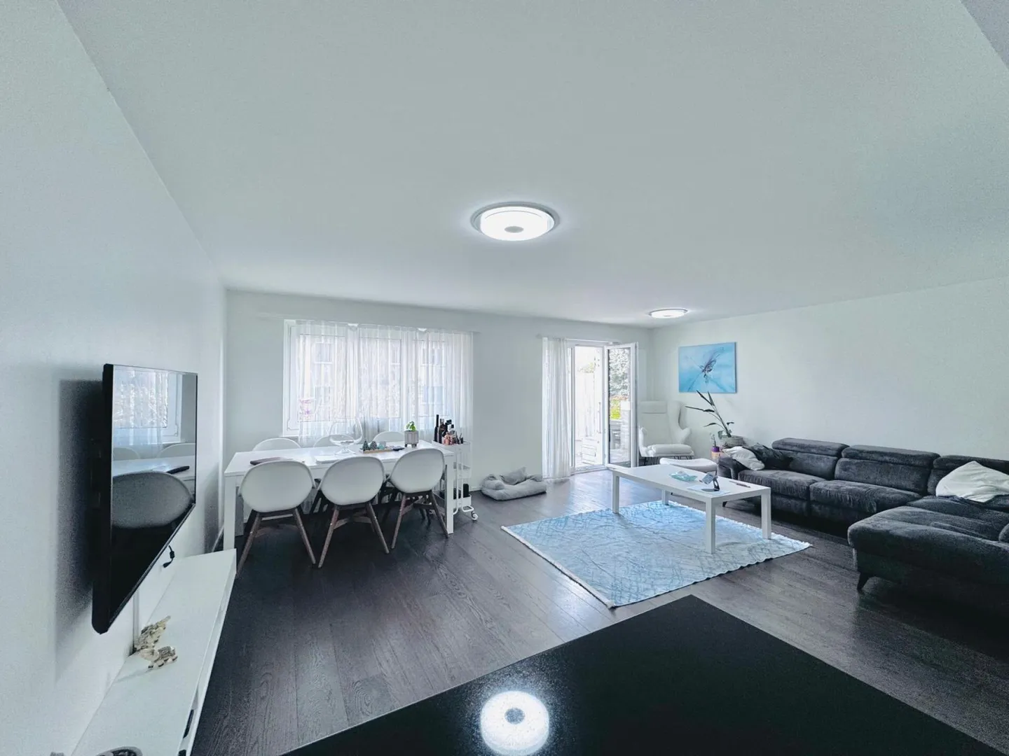 Maison de ville d'angle 3,5 pièces à Muttenz - modernisée, grand jardin dans un emplacement idéal - Photo 7 sur 18