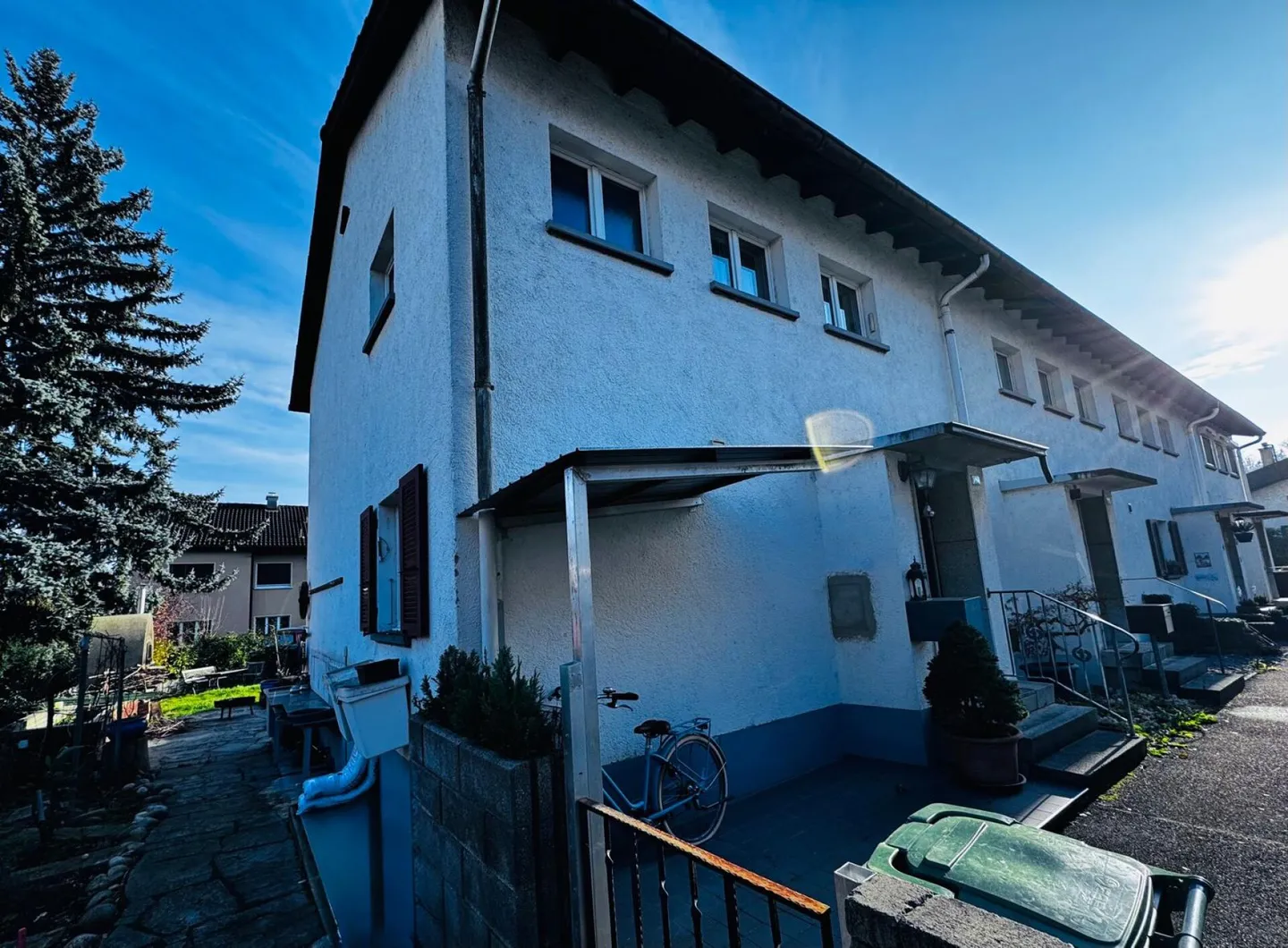 Maison de ville d'angle 3,5 pièces à Muttenz - modernisée, grand jardin dans un emplacement idéal - Photo 18 sur 18