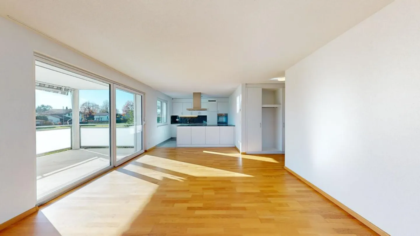 Attractive apartment in a great location with a view of greenery - Photo 3 of 9