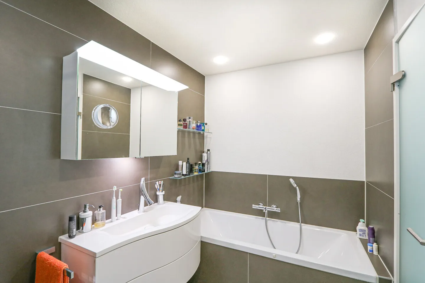 Elegantes Einfamilienhaus in Bättwil - Foto 8 von 13