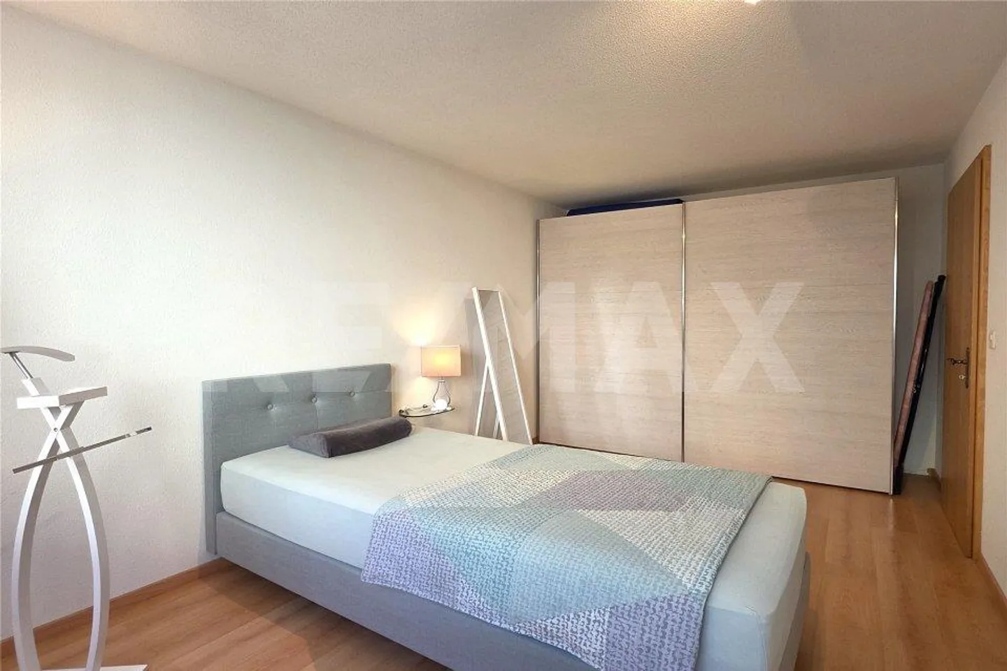 Well-maintained 4.5-room condominium in a preferred residential area in Susten - Photo 13 of 13