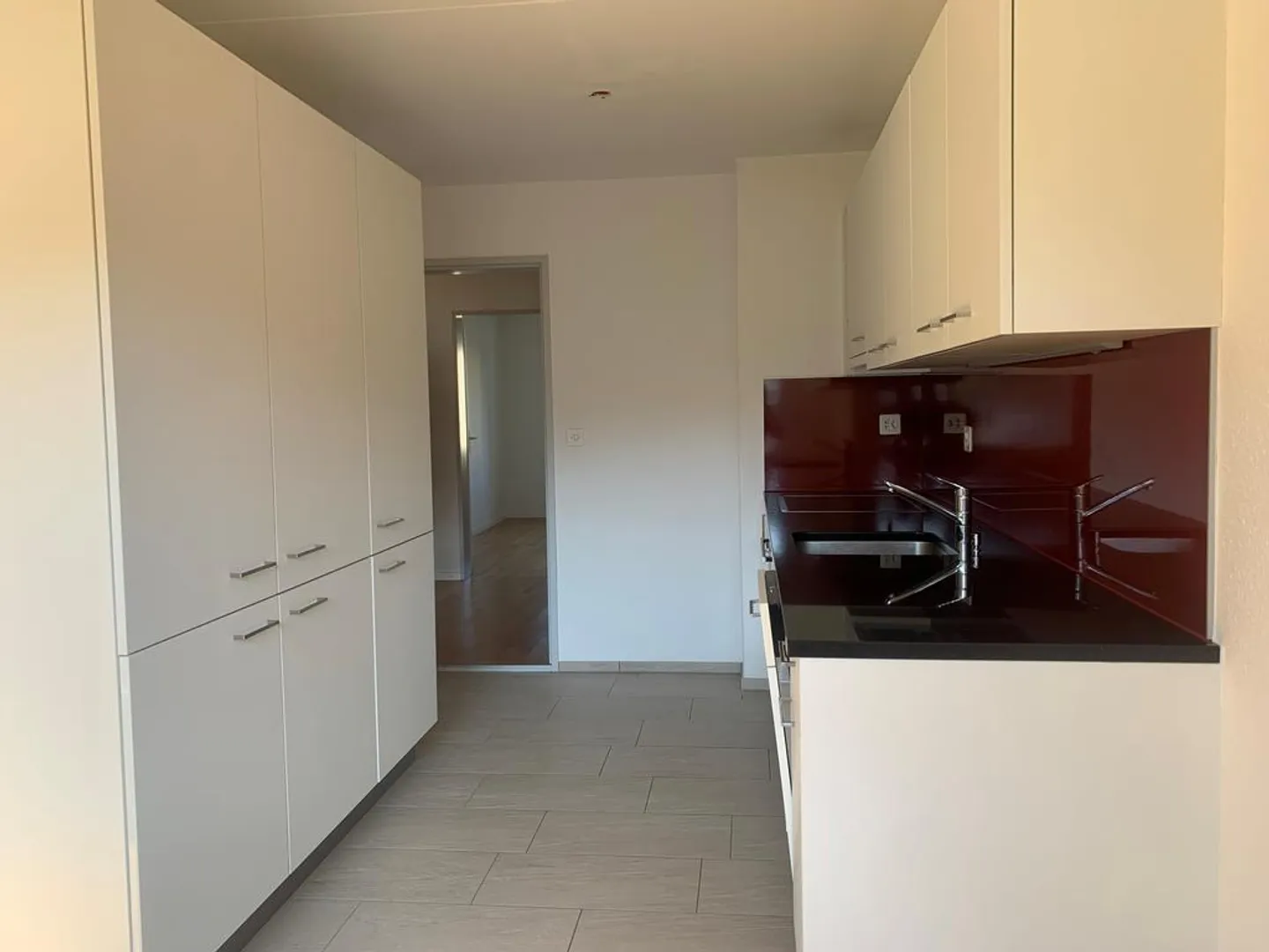 Great apartment with a view! - Photo 10 of 11