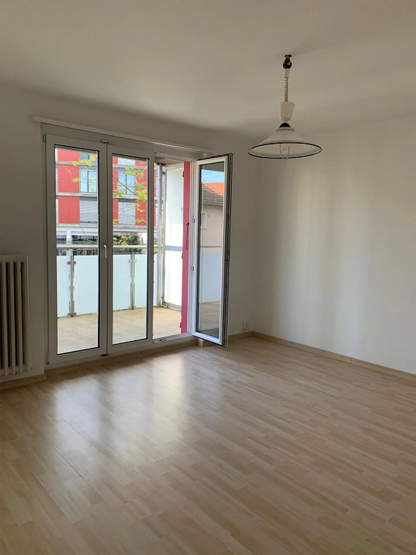 Frisch Renovierte Wohnung - Foto 3 von 6