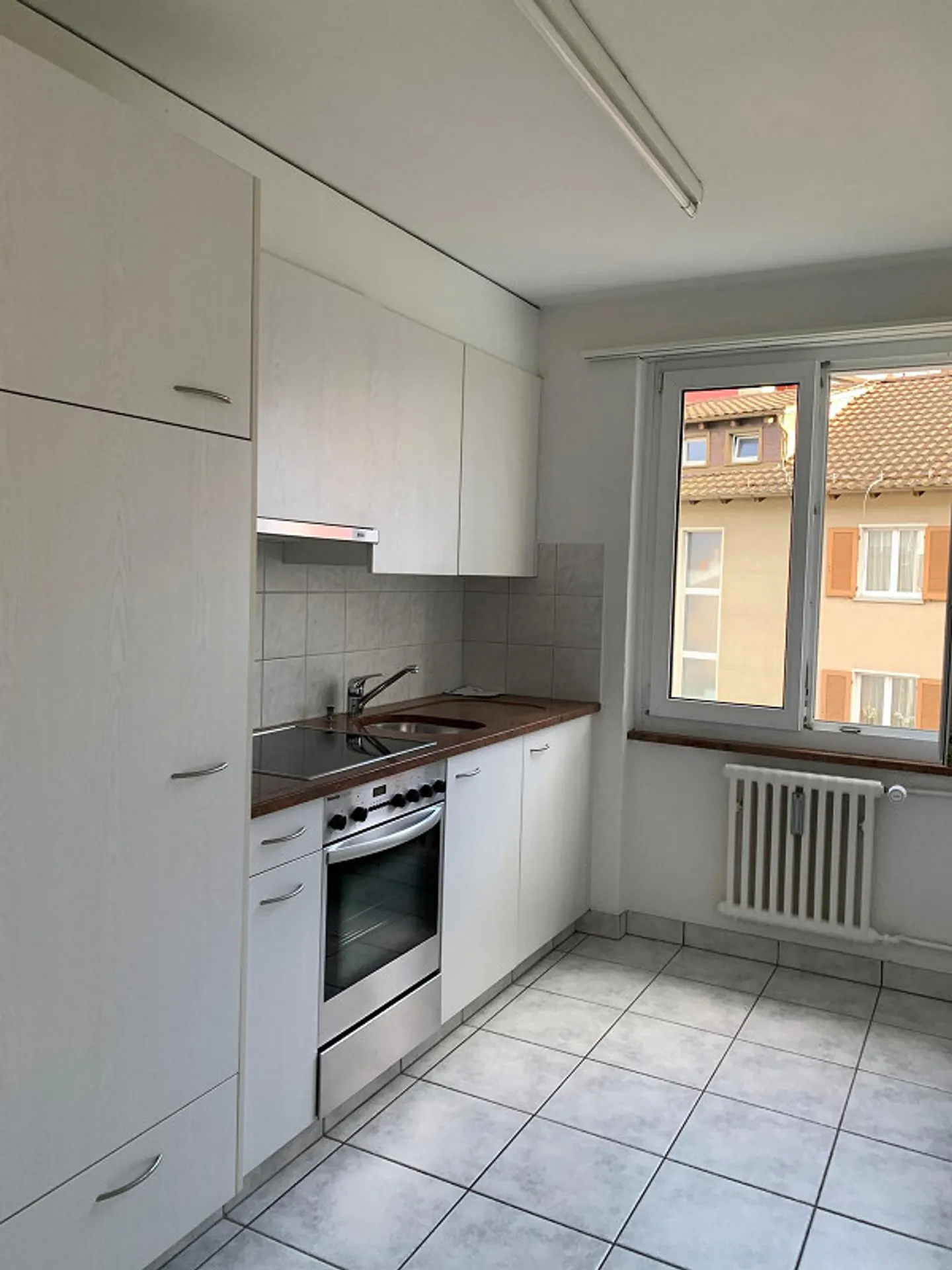 Frisch Renovierte Wohnung - Foto 6 von 6