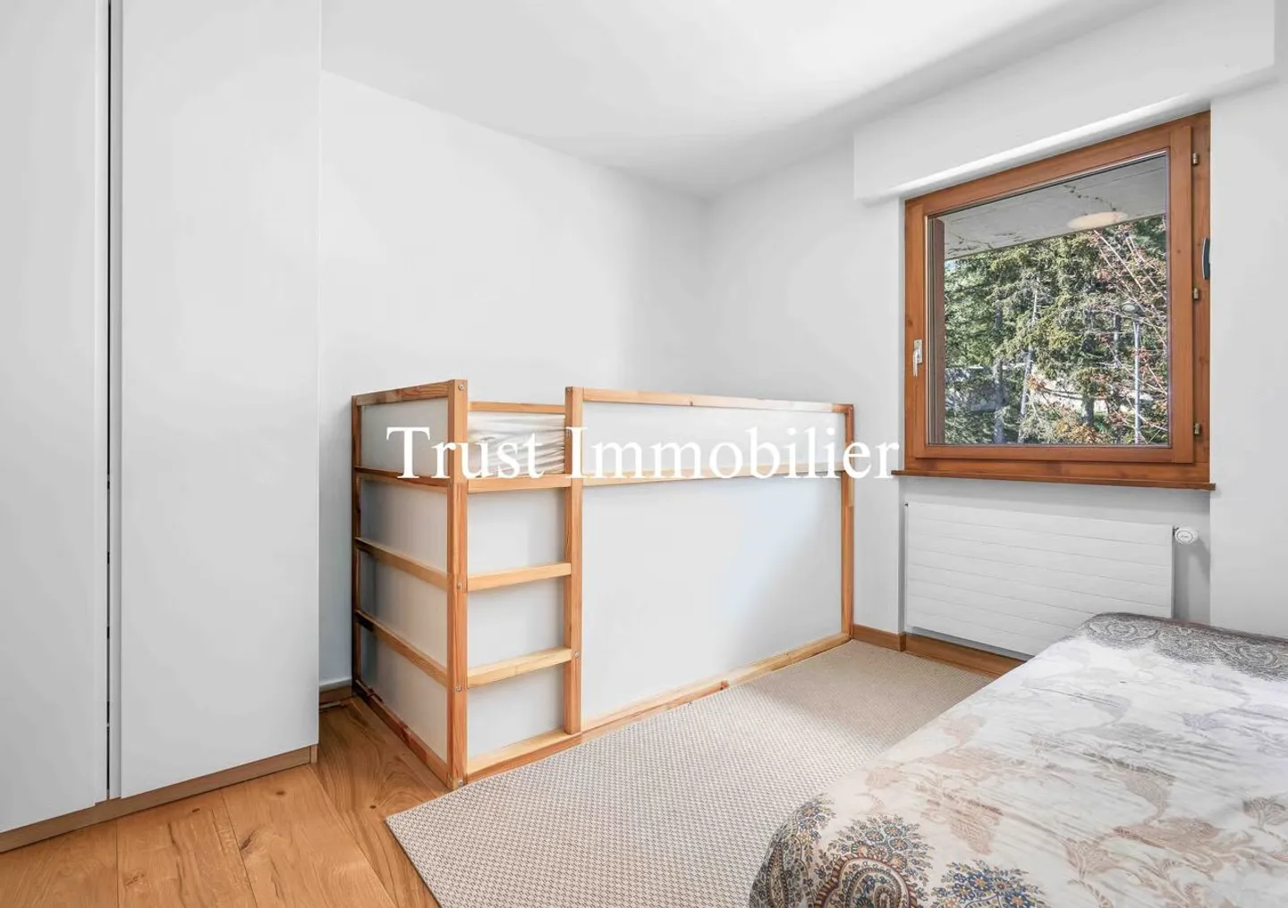Penthouse Apartment + Studio, 1km from the center of Crans - Photo 13 of 13