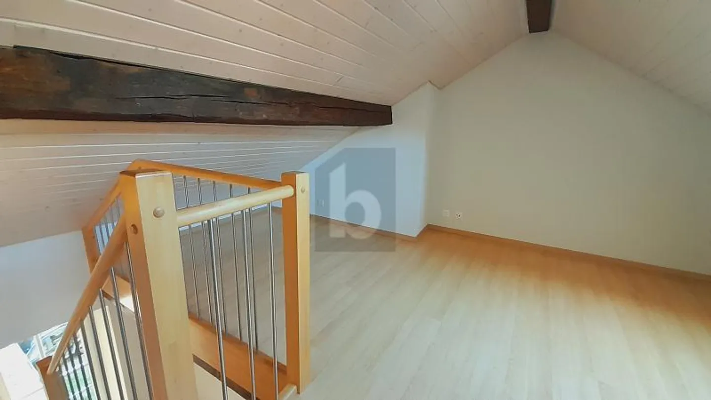 Charming with Private Terrace - Photo 5 of 6