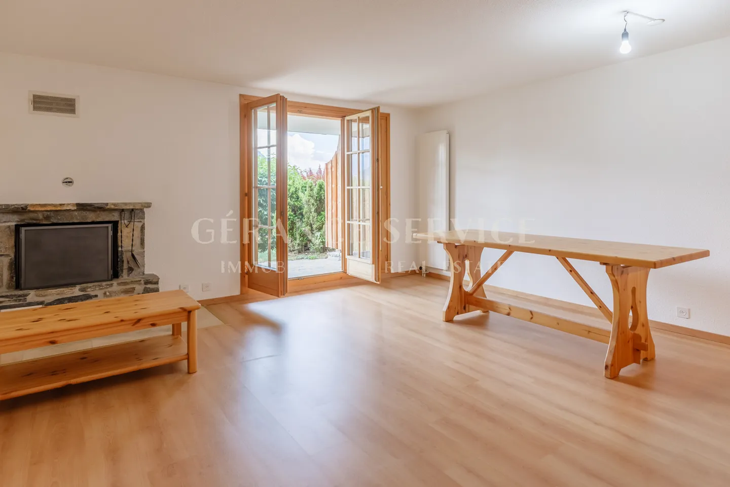 Appartement à vendre - Photo 2 sur 12