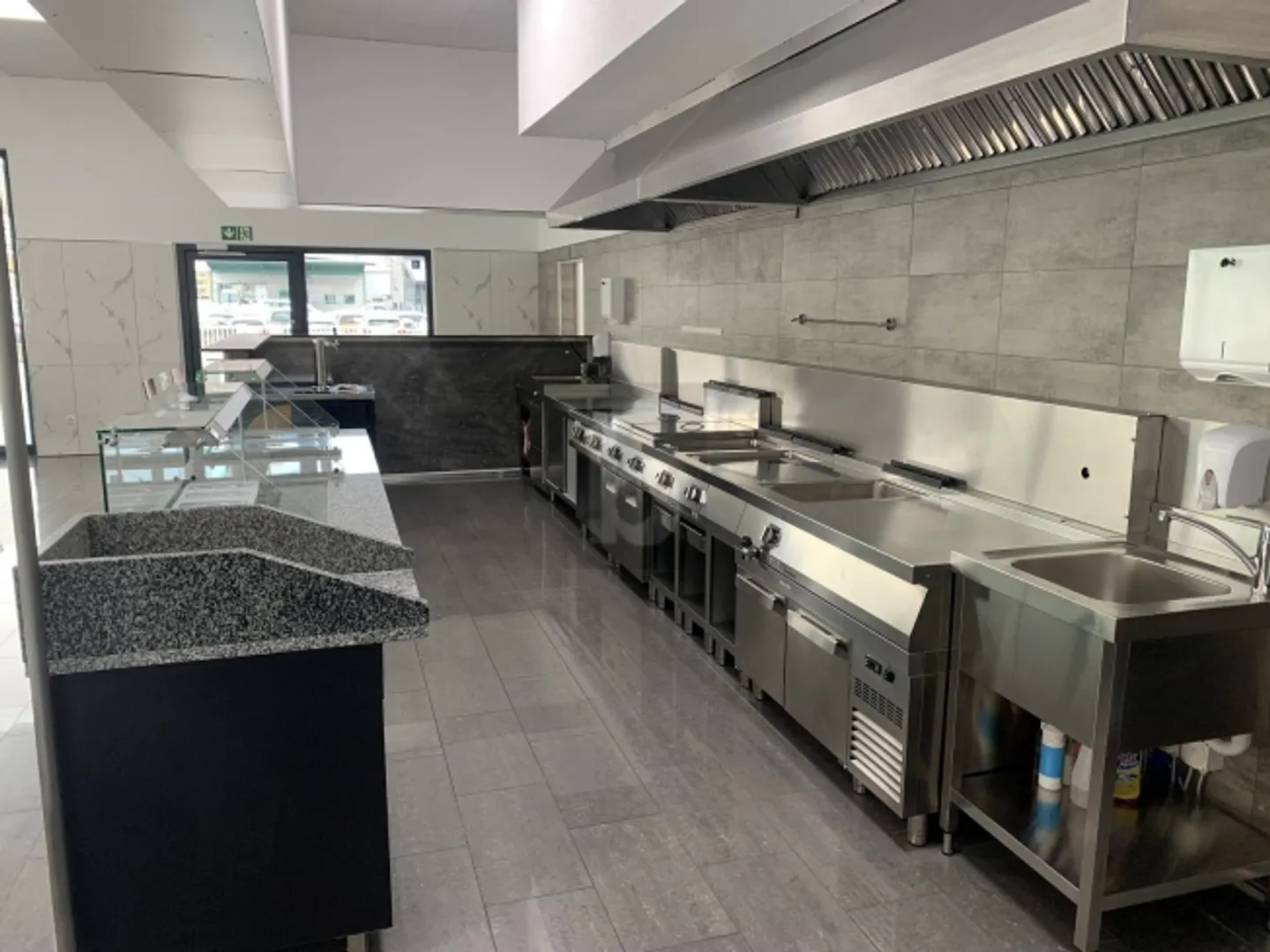 GASTRONOMIE ATTRACTIVE - Photo 1 sur 6