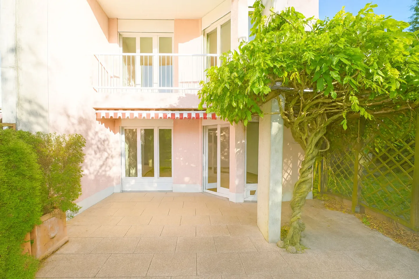 Appartamento giardino maisonette di 4,5 stanze - Foto 1 di 15