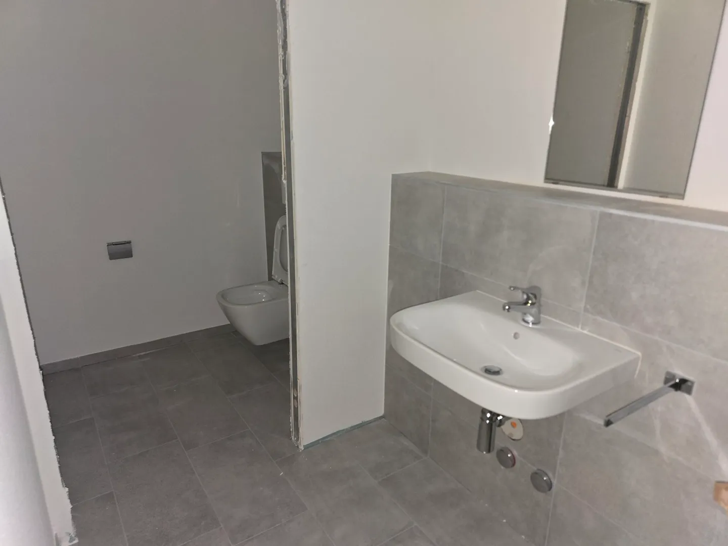 Bureau rénové de 136m2 - Centre-ville de Lausanne - 2 mois de gratuité - Photo 4 sur 11