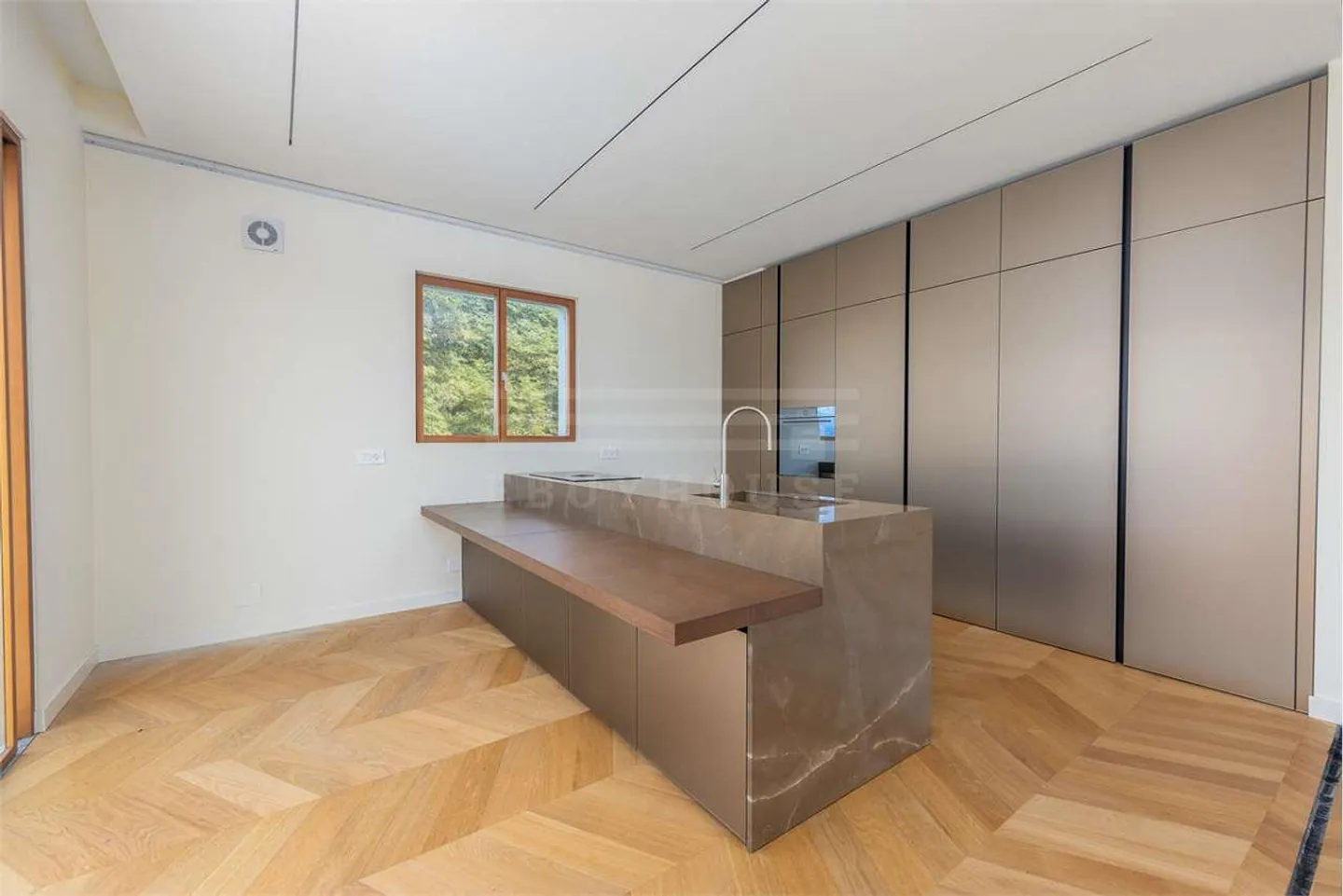 Luxus-Penthouse in Montagnola mit Pool und SPA - Foto 6 von 13