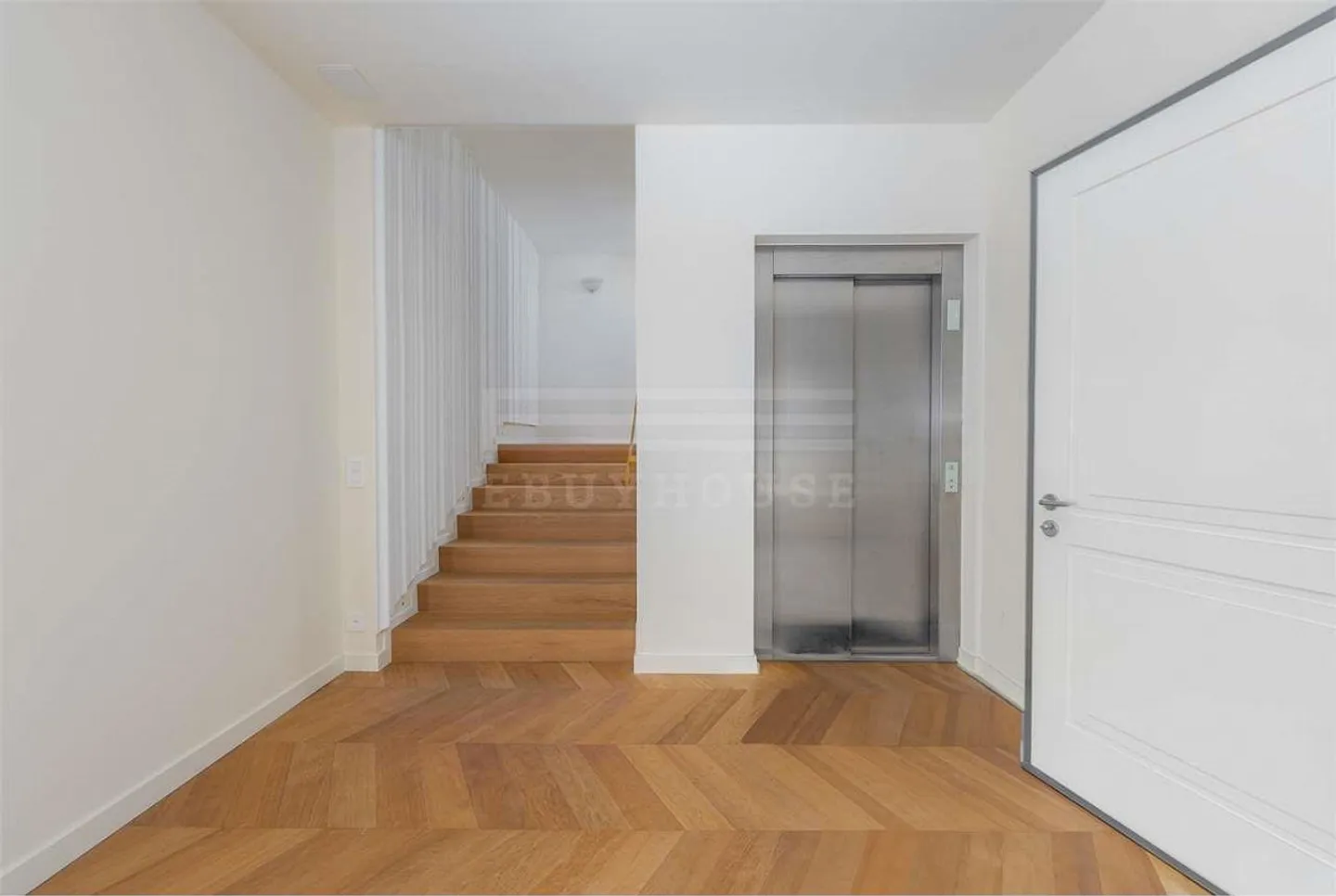 Luxus-Penthouse in Montagnola mit Pool und SPA - Foto 8 von 13