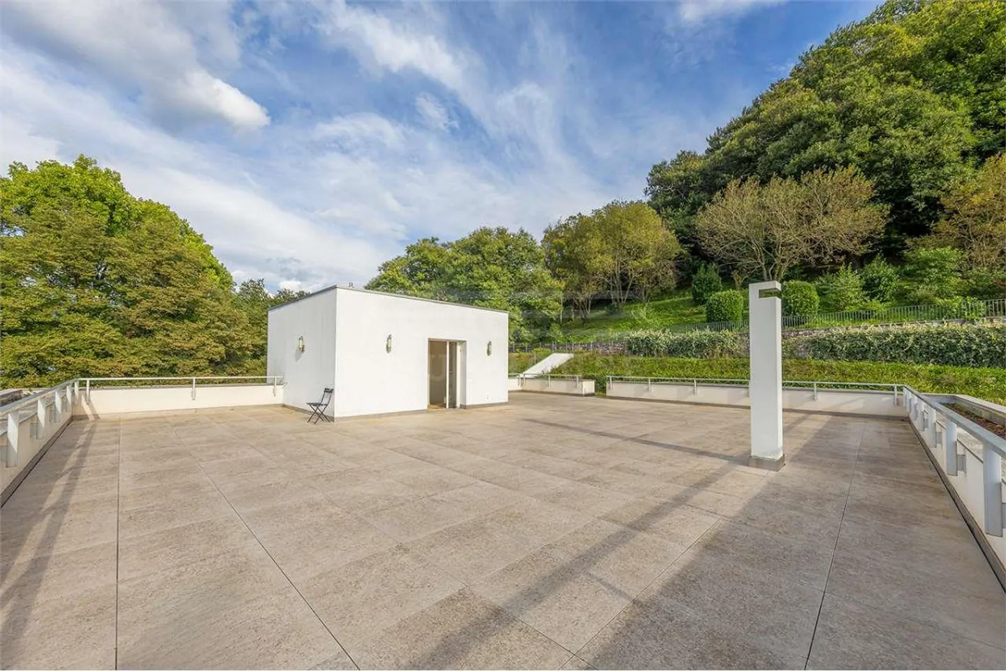 Luxus-Penthouse in Montagnola mit Pool und SPA - Foto 13 von 13
