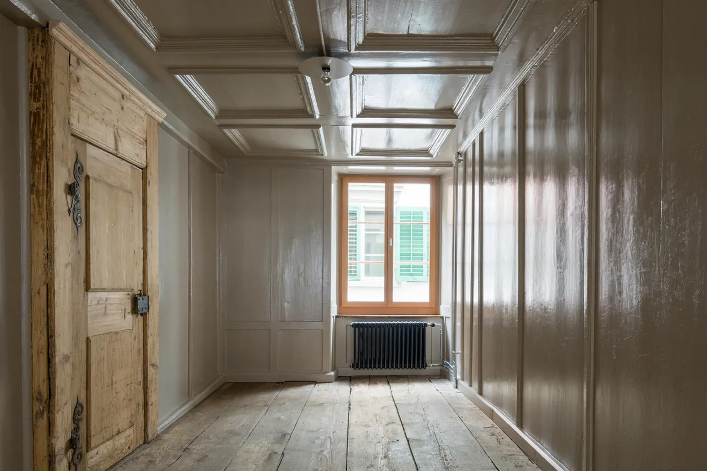 Aussergewöhnliche 2 Zimmerwohnung mit Terrasse - Foto 2 von 5