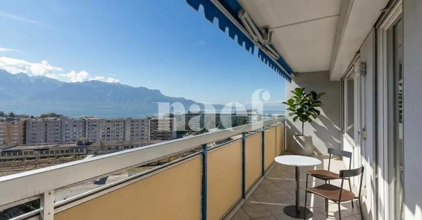 Appartement au bord du lac - Photo 1 sur 13