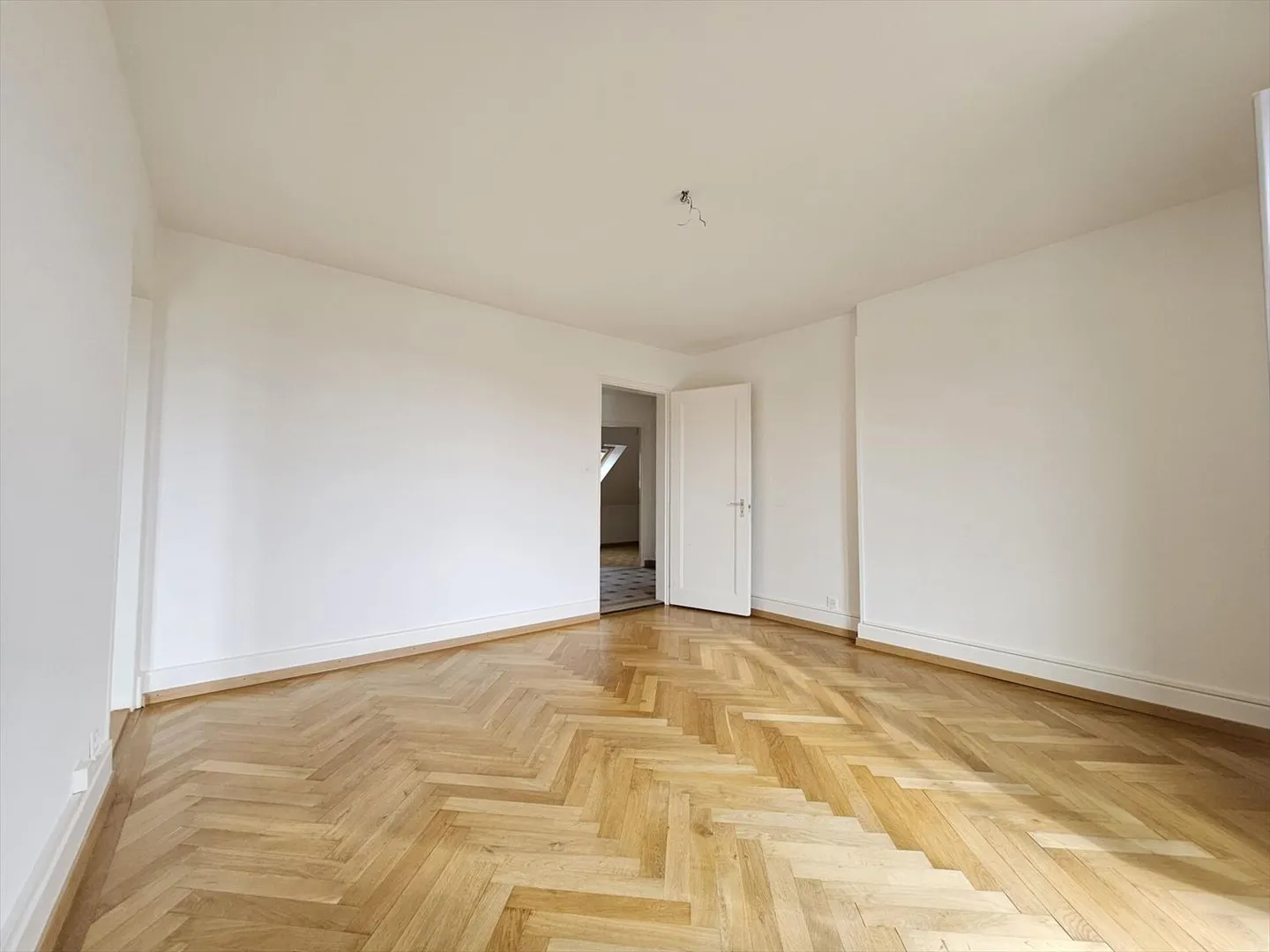 Wohnung mit 5 Zimmern und Balkon - Foto 2 von 11