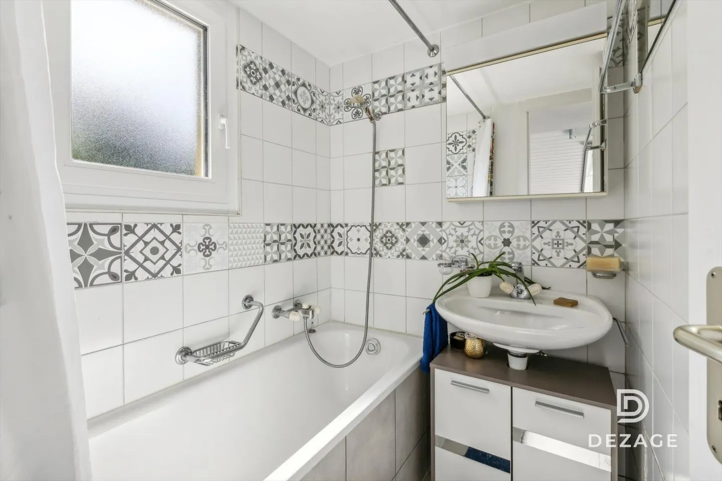 Appartement rénové en dernier étage, au calme à La Croix-sur-Lutry - Photo 10 sur 13