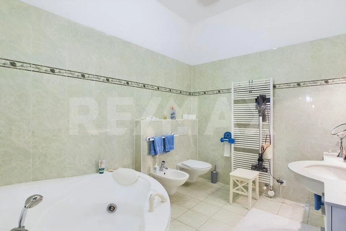 Appartamento a pochi passi dal lago - Foto 6 di 9