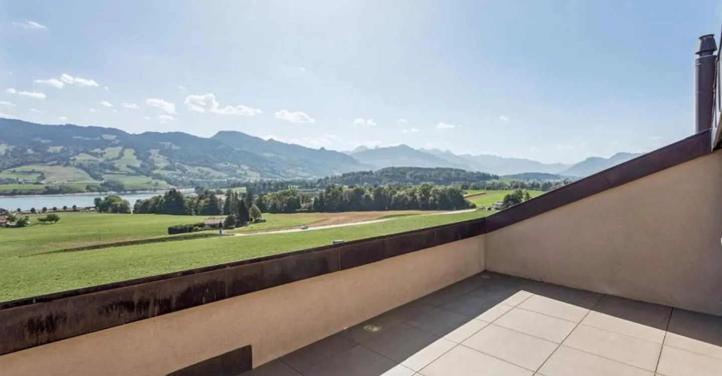 Sublime Duplex-Penthouse mit atemberaubendem Blick auf den Gruyère-See - Foto 7 von 11