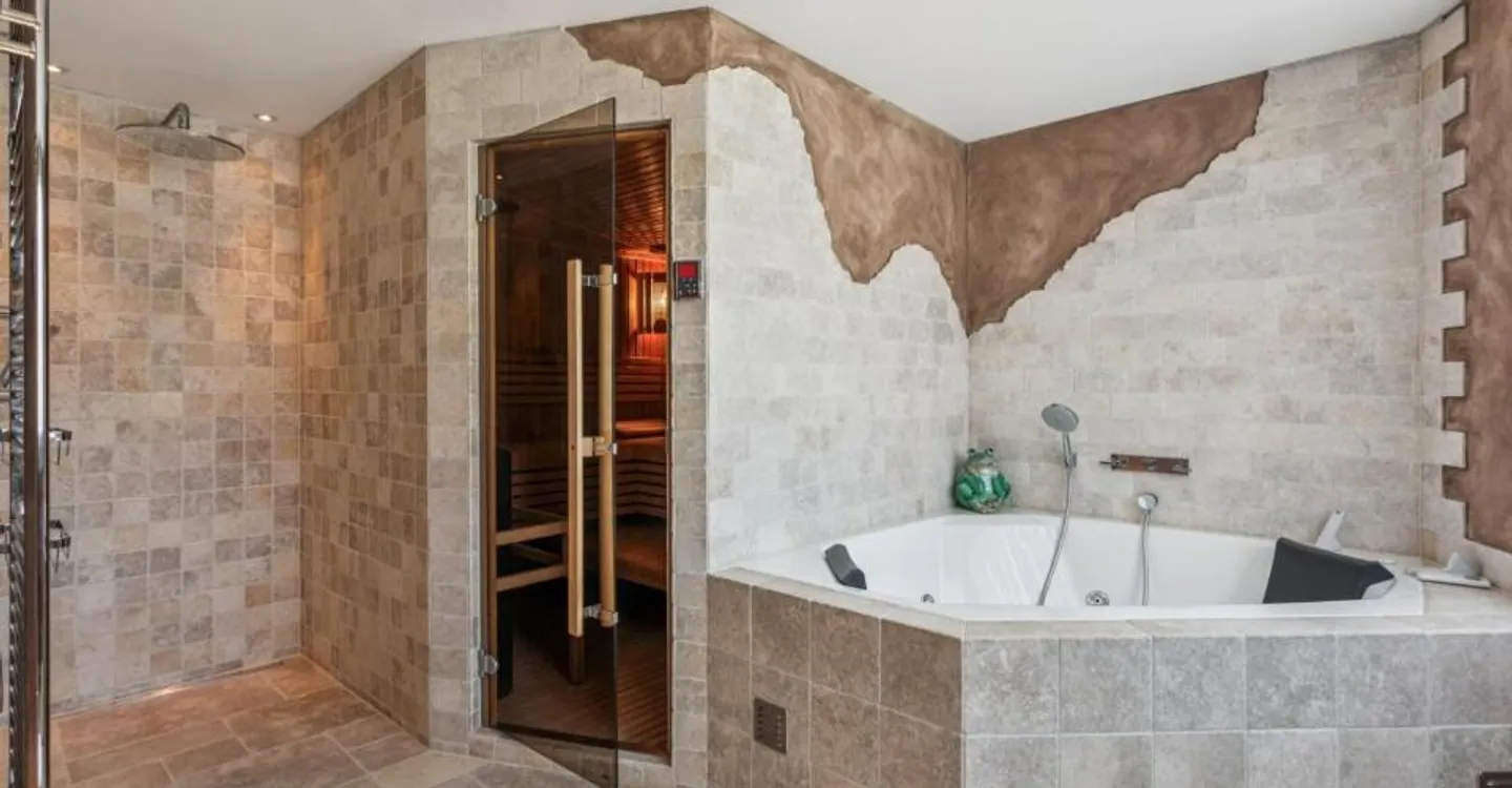 Sublime Duplex-Penthouse mit atemberaubendem Blick auf den Gruyère-See - Foto 9 von 11