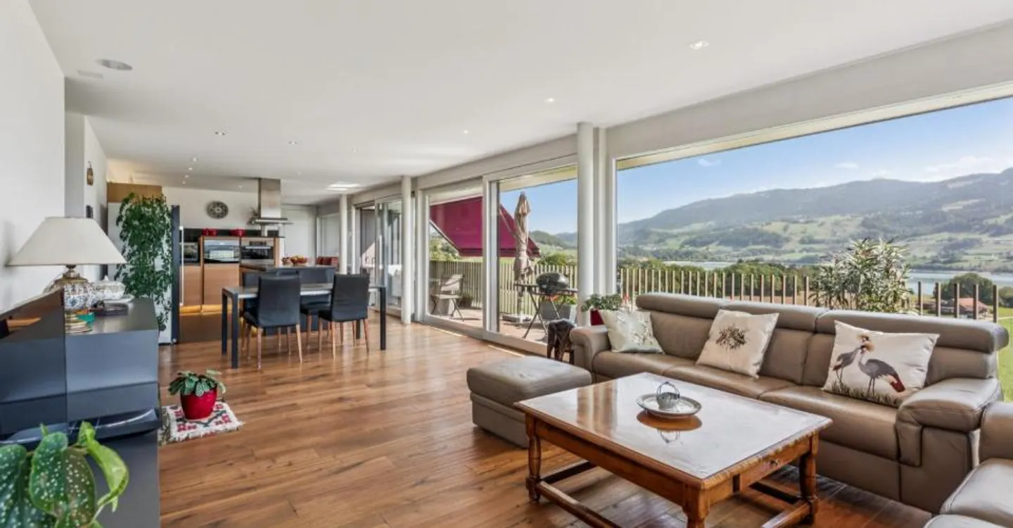 Sublime Duplex-Penthouse mit atemberaubendem Blick auf den Gruyère-See - Foto 5 von 11